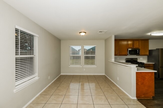 Photo - 3643 Bridgebluff Ln