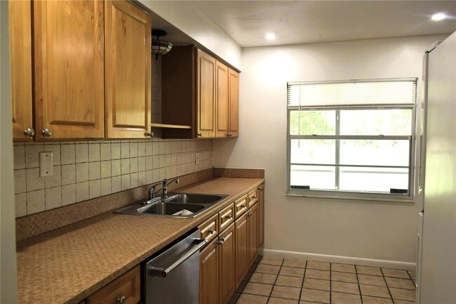 Photo - 134 Beechwood Ln