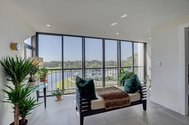 Photo - 7754 Lakeside Blvd Unit 441