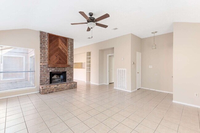 Photo - 8915 Beau Monde Dr