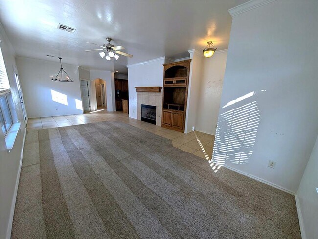 Photo - 643 Sisken Ct