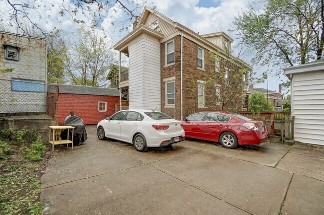 Photo - 350 Volkert St Unidad 2