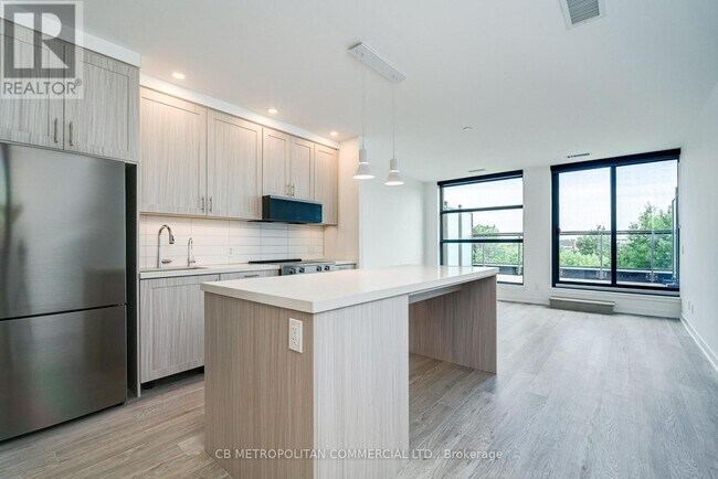 Photo - 2946 Dundas St W Unit 409