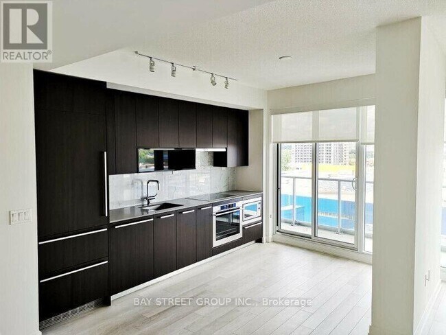 Photo - 117 McMahon Dr Unit 311