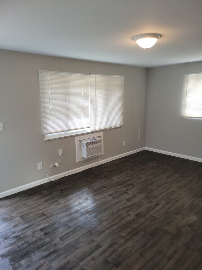 Photo - 403 N Cherrywood Ave Unit 403B