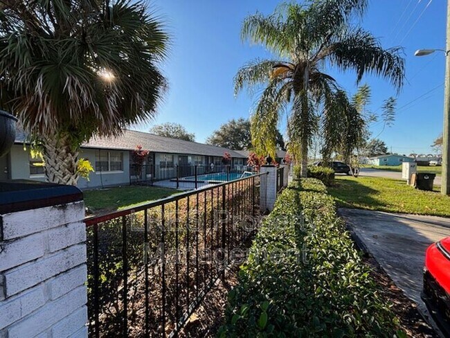 Photo - 1031 Columbia Ave