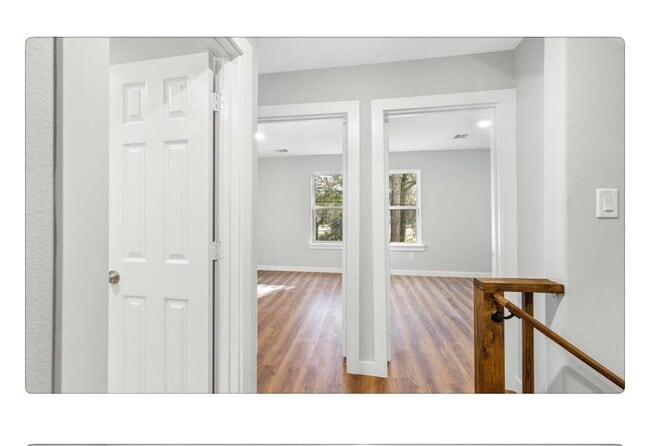 Photo - 8332 Parker Rd