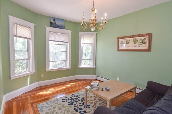 Photo - 9 Greenville St Unit 3