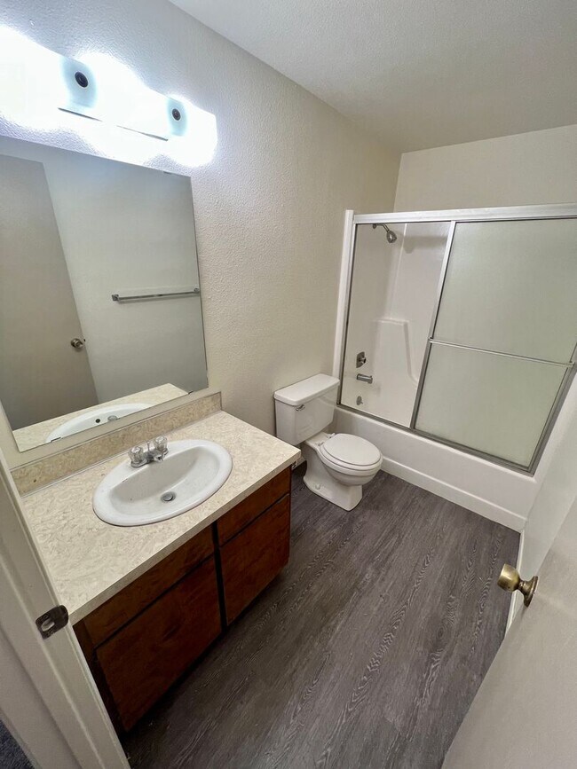 Charming 2bedroom, 1bathroom in Prime Lo... Rental House Rental in