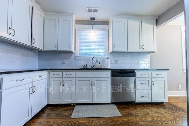 Photo - 2300 Porter Rd