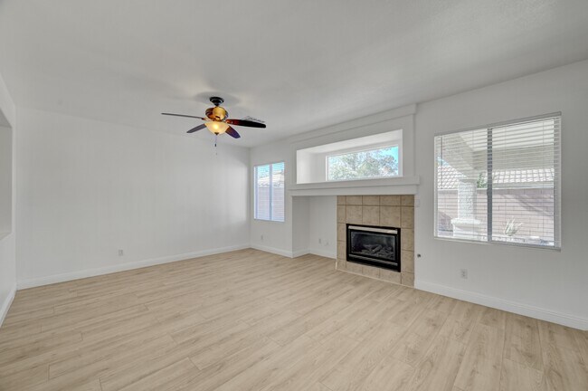 Photo - 1218 Starstone Ct