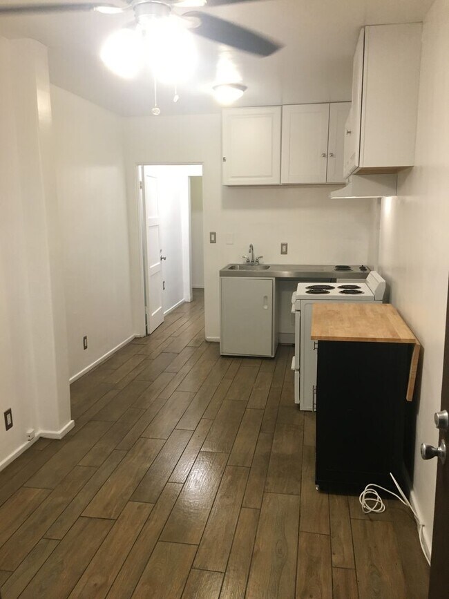 Photo - PINNACLE APEX-1316 LEMOYNE STREET