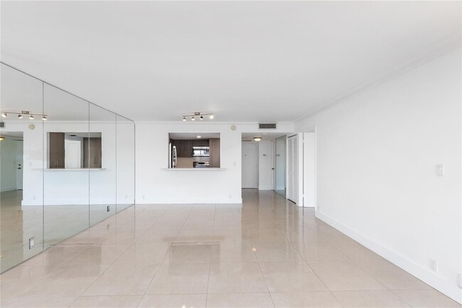 Photo - 1901 Brickell Ave Unit B1903