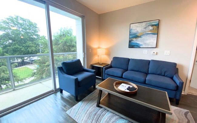 Building Photo - 269 Whitefoord Ave NE Unit ID1332023P