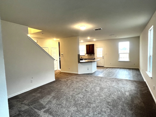 Photo - 7530 Fishbowl Ln