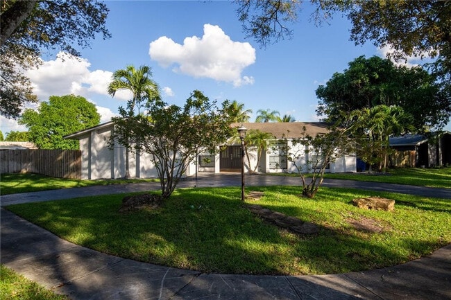 Photo - 5100 SW 104th Ave