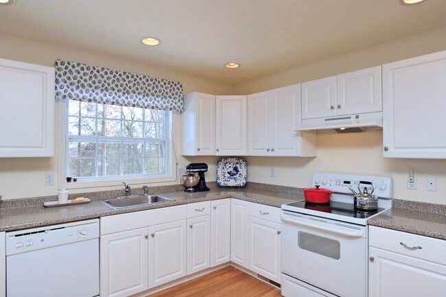 Photo - 185 Julia Ct Unit 188