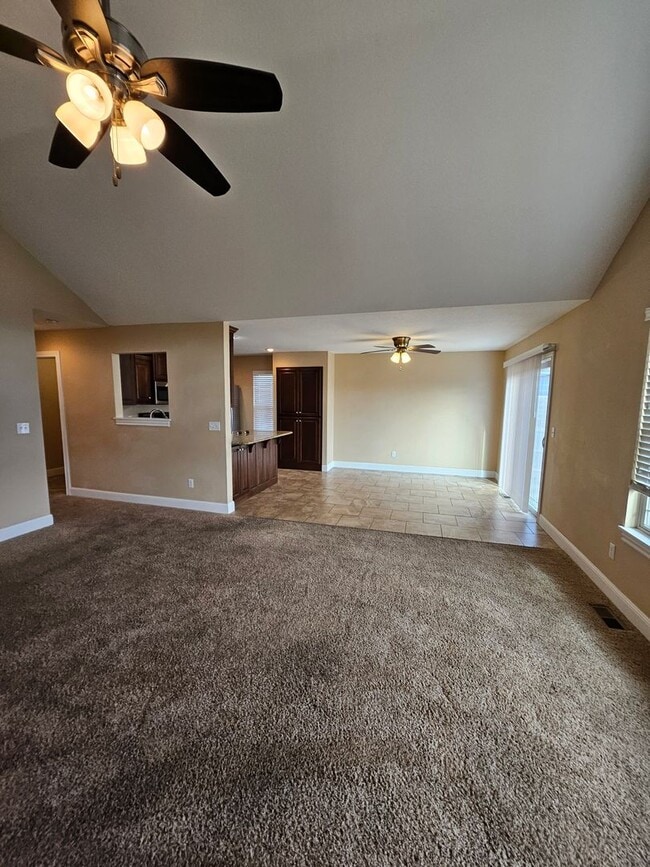 Photo - 3 Bedroom 2 Bath 2 Car Garage House. Walking Distance to the Medical School