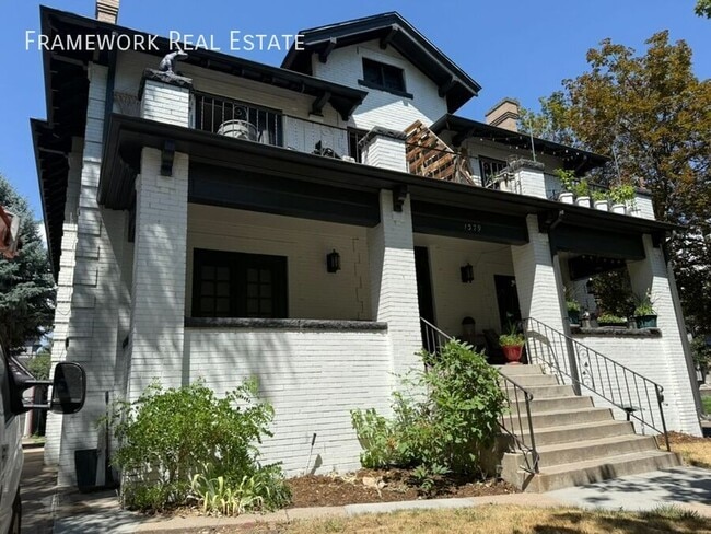 Photo - 1379 Detroit St Unit 3