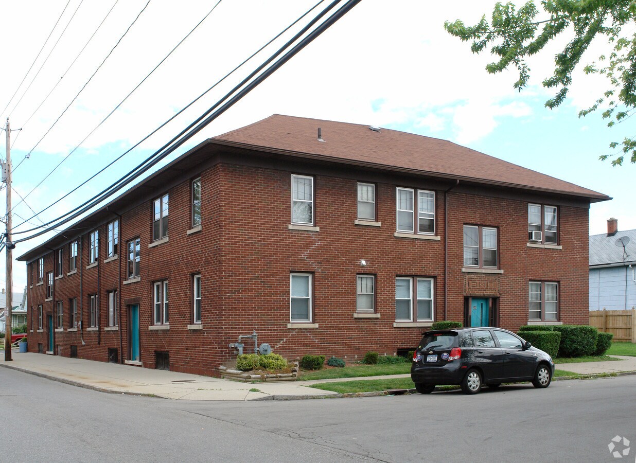 Photo - 310 Roesch Ave