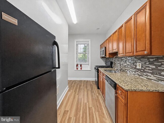 Photo - 2023 N Gratz St