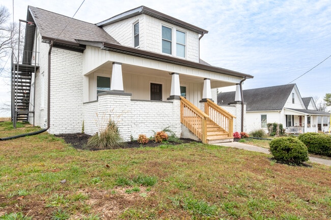 Photo - 1287 E Harper Ave