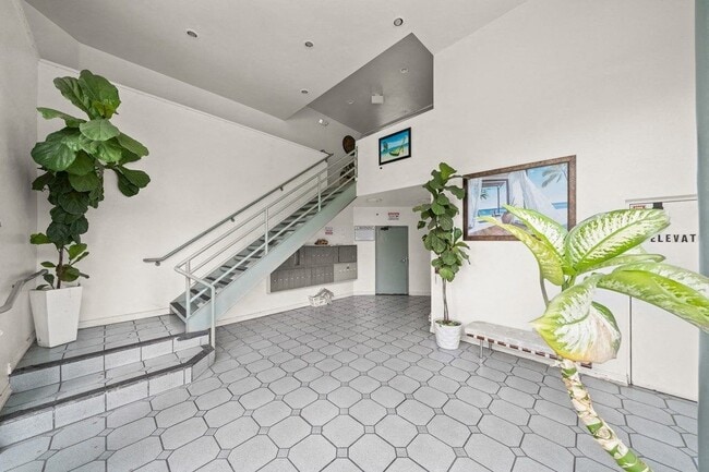 Photo - 730 Pine Ave.