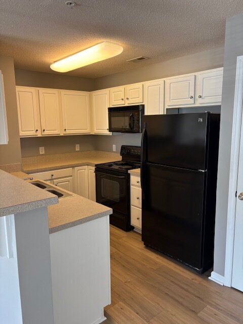 Photo - 3475 Forestdale Dr Unit 2D