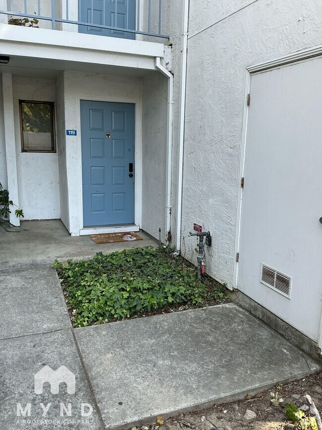 Building Photo - 1055 N Capitol Ave Unit 119 Rental