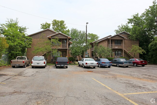 Photo - Show Place Apartments