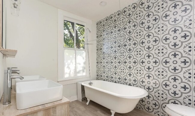 Photo - 2106 Saunders Ave Unidad House