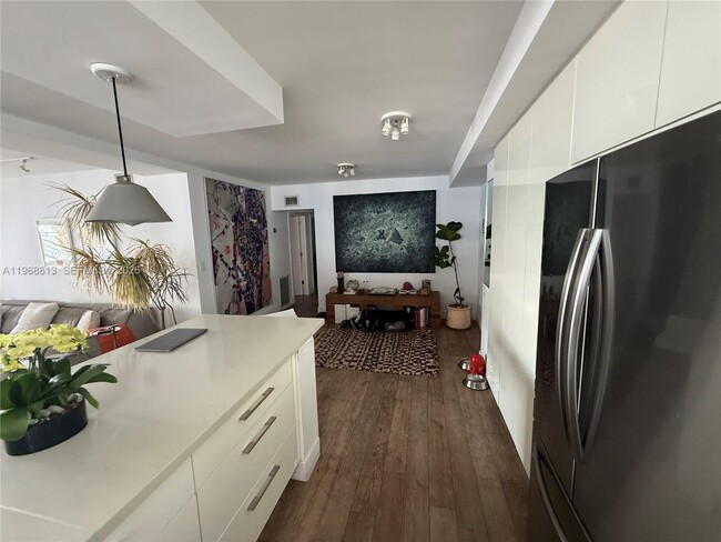 Photo - 1430 Brickell Bay Dr Unit 205