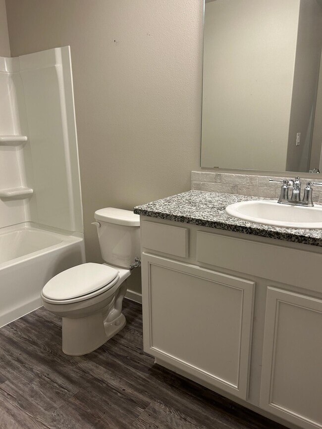 Photo - 2110 N Avenue J