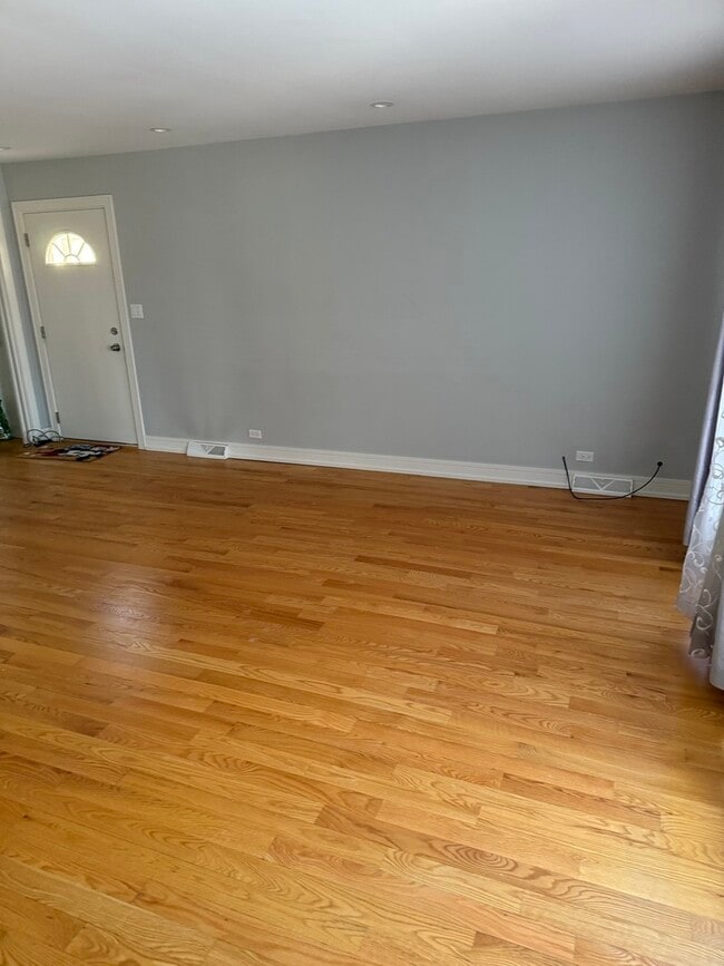 Photo - 7710 Kedvale Ave