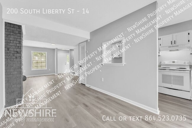 Building Photo - 200 S Liberty St Unit 14
