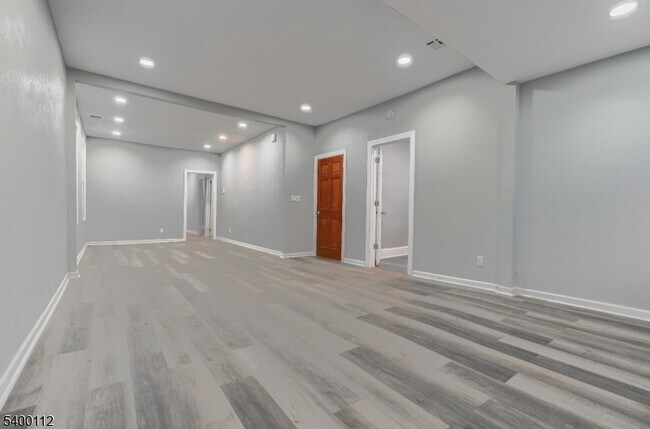 89 Sheridan St