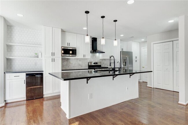 Photo - 3226 Liberty Commons Dr NW