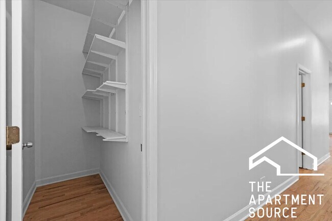 Photo - 858 N Paulina St Unidad CH