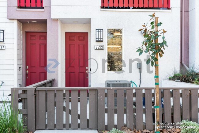 Photo - 5533 Great Oaks Pky