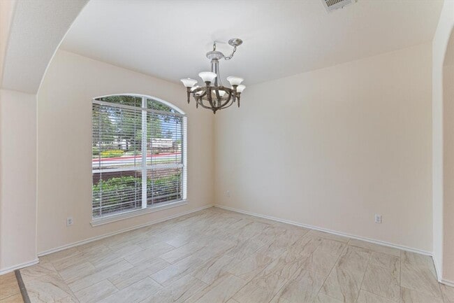 Photo - 10 White Magnolia Cir