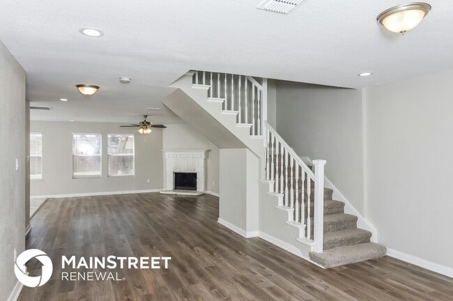 Building Photo - 8111 Ashwood Pointe Rental