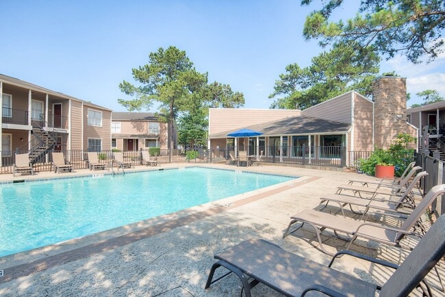 Community Pool - Villa Sierra Rental