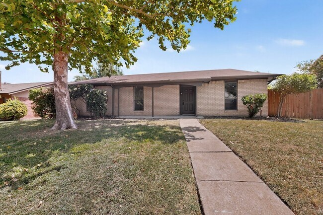 2938 Churchill Way