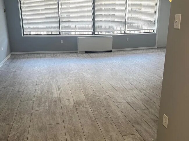 Photo - 3705 S George Mason Dr Unidad APT 1717S