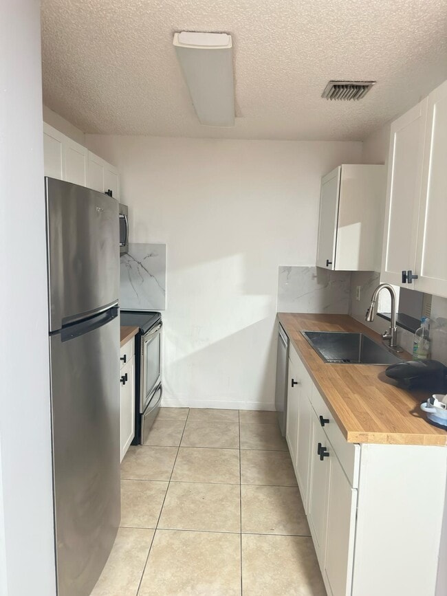 Photo - 10625 NW 45th St Unit 25