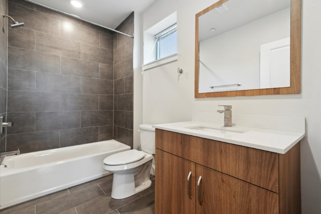 Photo - 2701 Tulip St Unit 2