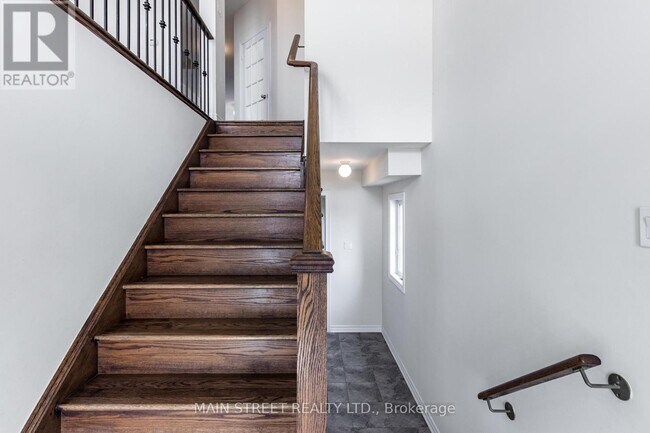 Photo - 114 Sandwell St