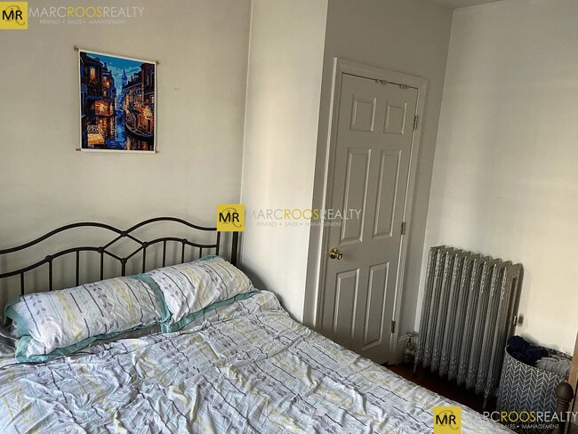 Photo - 10 Cambridge Ter