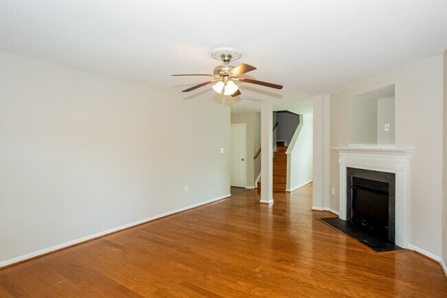 Photo - 5027 Patricia Ann Ln