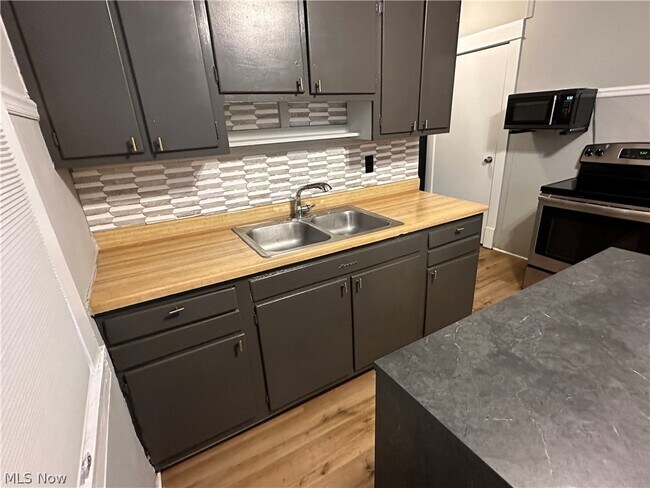 Photo - 4408 Alpha Ave Unit Down